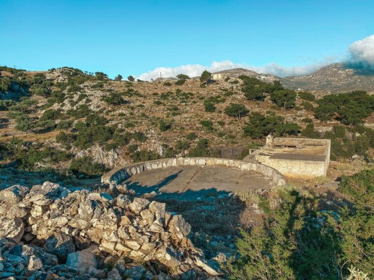 pigadia-agia-kyriaki-guided-hike-with-coffee-tea-and-raki