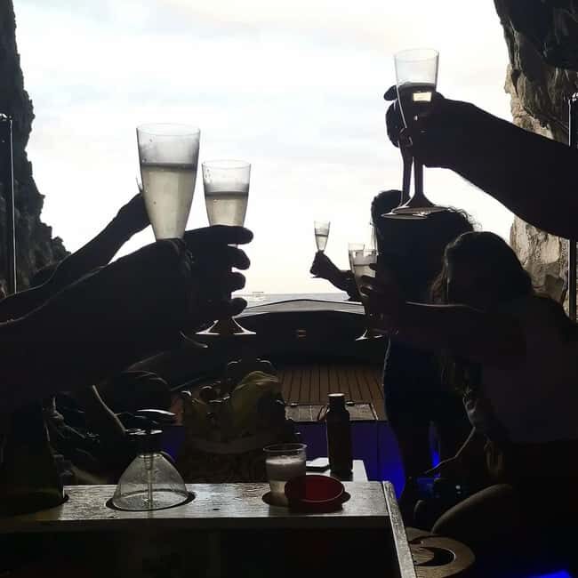 Pillirina, Ortigia, caves: Boat Tour, Snorkeling & Prosecco - An In-Depth Look at the Ortigia Boat Tour