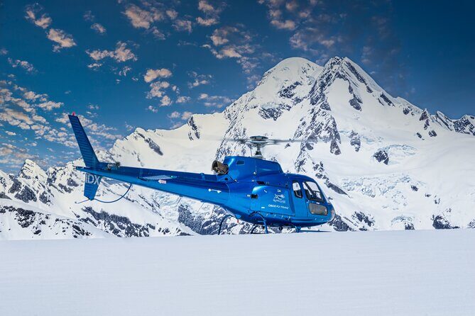 Pilots Choice: 2 Glaciers & Snow Landing  35min - An In-Depth Look at the Experience