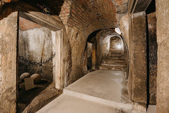 pilsen-historic-underground-tour-with-a-glass-of-beer-2
