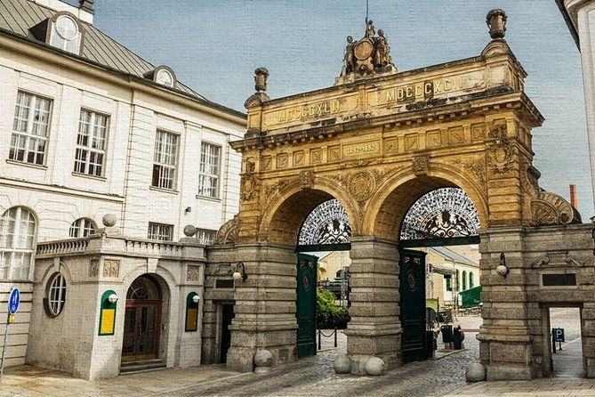 pilsner-urquell-brewery-private-day-trip-pilsen-city-and-chateau-tour-lunch