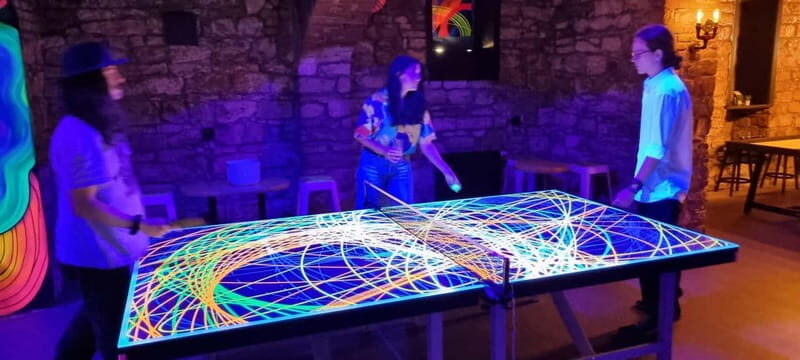 Ping pong or shuffleboard for up to 6 players - Practical Details and Tips