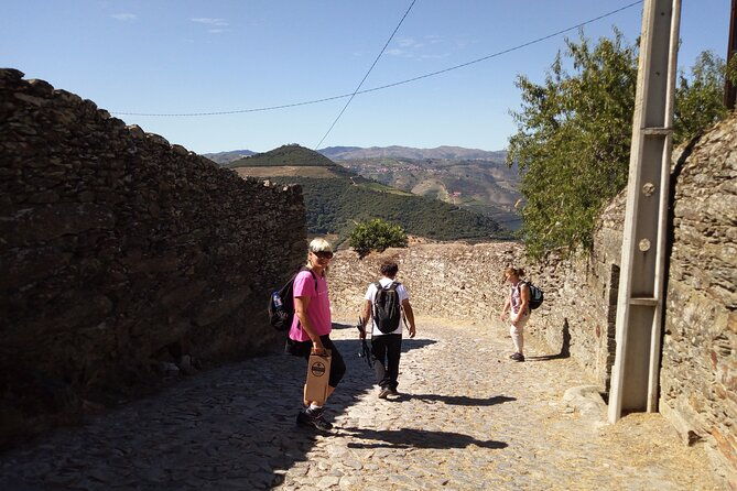 pinhao-hiking-tour