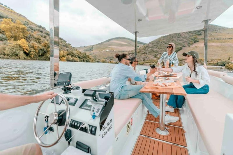 Pinhão: Private Electric Boat Tour 2h| Wine Tasting Included - Included & Not Included