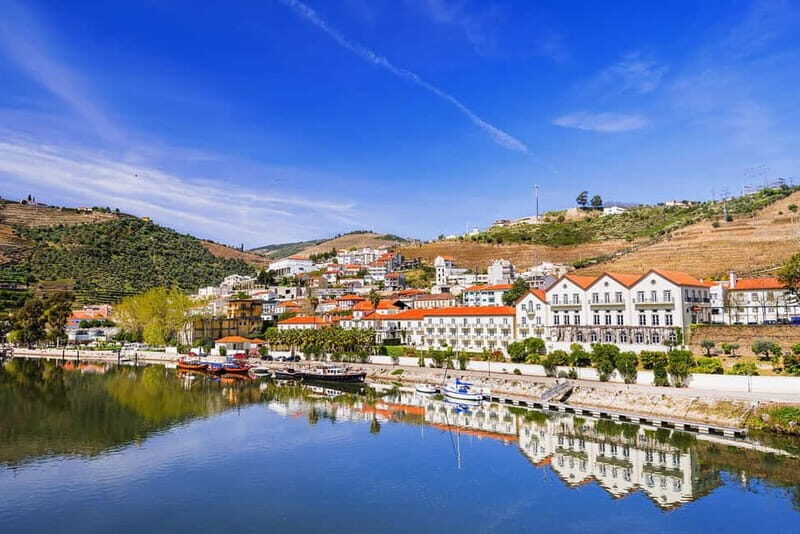 Pinhão: Rabelo Boat Cruise with a Port Tasting at a Winery - Duration & Timing
