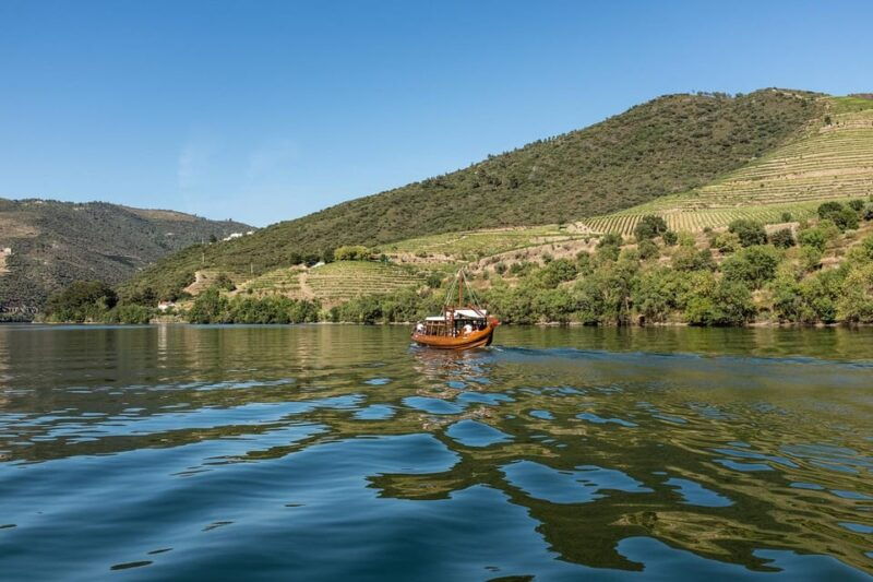 pinhao-rabelo-boat-cruise-with-wine-tasting-at-a-winery