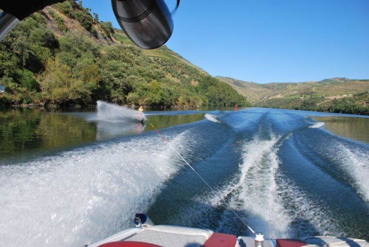 pinhao-river-douro-speedboat-tour-with-water-sports