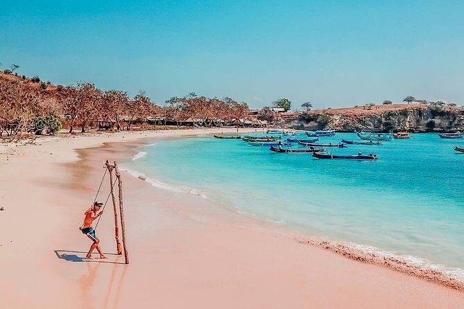 Pink Beach and Southeast Gili Islands Private Tour  Full Day - What to Expect from the Pink Beach & Gili Islands Private Tour