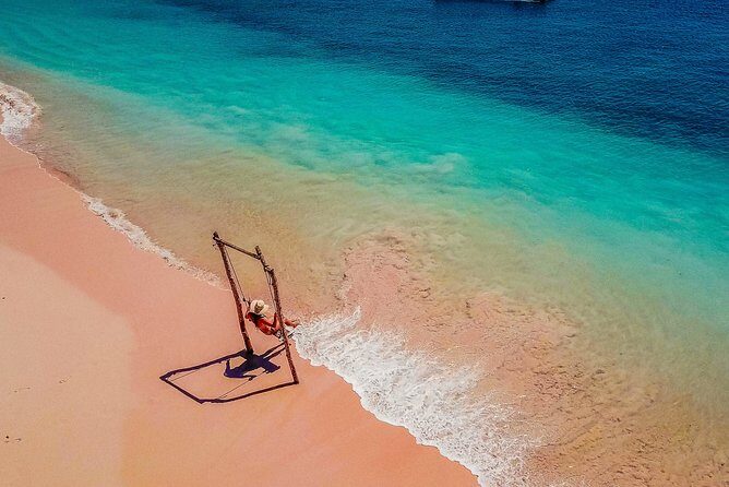 Pink Beach and Southeast Gili Islands Private Tour  Full Day - The Experience: Pros and Cons