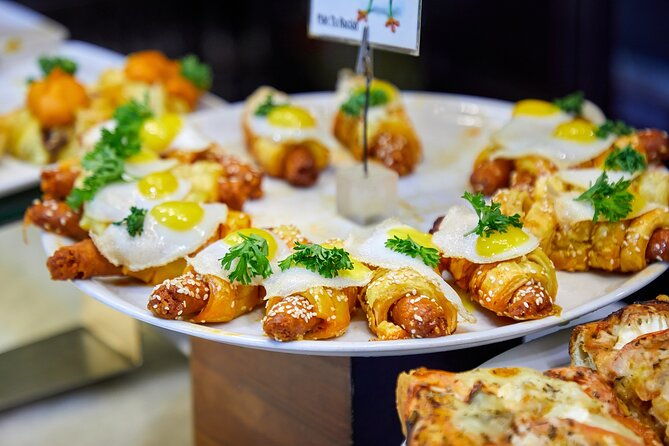 pintxos-tasting-in-bilbao-small-group-or-private-walking-tour