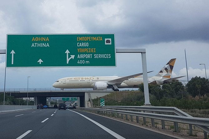 piraeus-port-marriott-transfer-to-airport-by-mercedes-benz-e-class-wagon