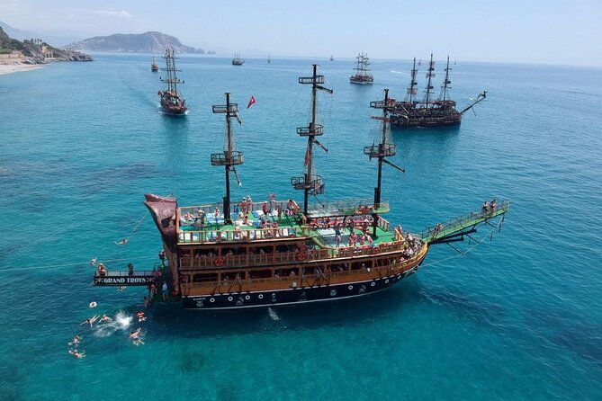 pirate-boat-tour-with-foam-party-in-alanya