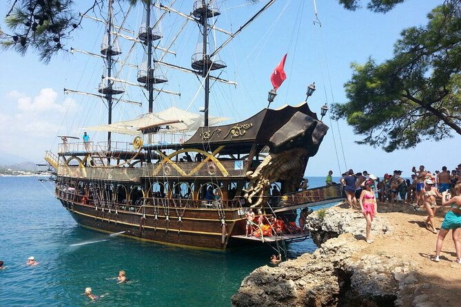 pirate-boat-trip-around-kemer-from-antalya-with-lunch