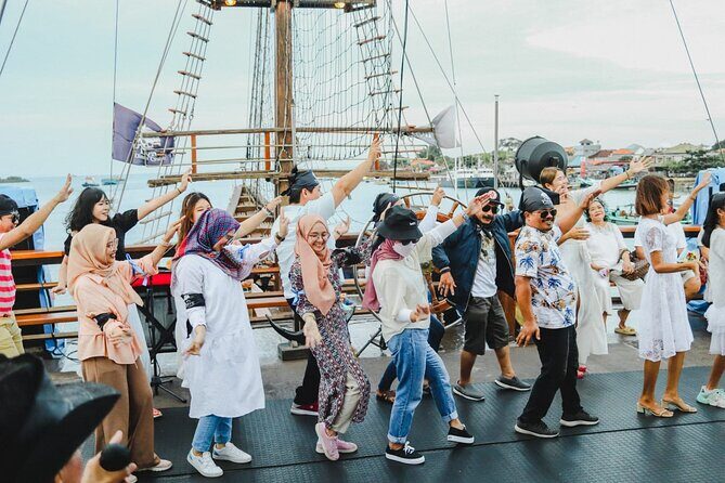 Pirate Dinner Cruise in Bali with Traditional Pinisi Boat - The Sum Up