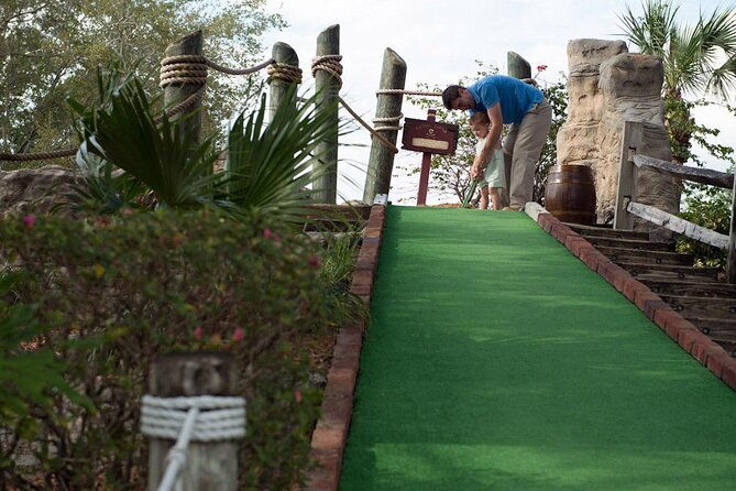 pirates-cove-adventure-golf-entry-ticket-in-orlando