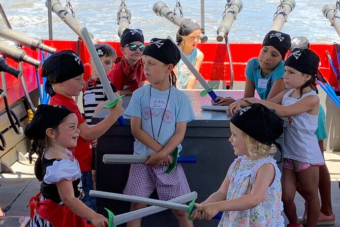 Pirates of Charleston: Pirate Adventures and River cruises - A quick overview of this pirate adventure experience
