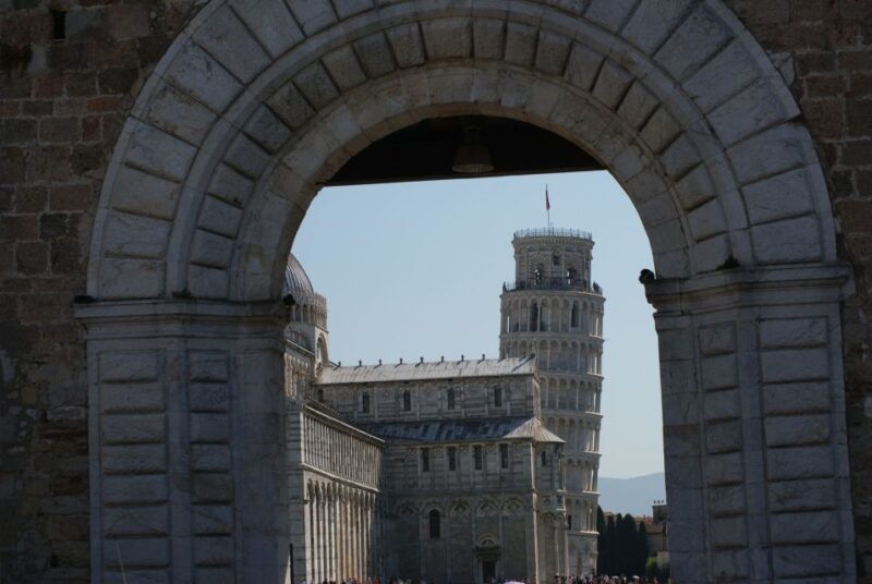 pisa-1-5-hour-small-group-leaning-tower-tour-with-tickets