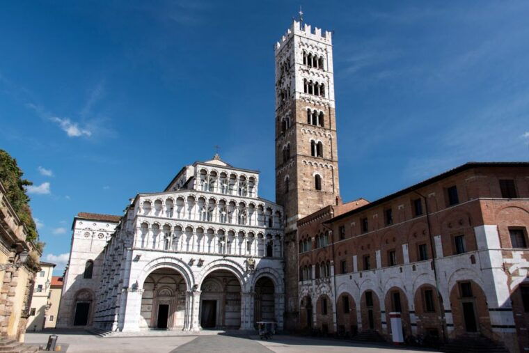 pisa-and-lucca-private-full-day-tour-by-deluxe-van