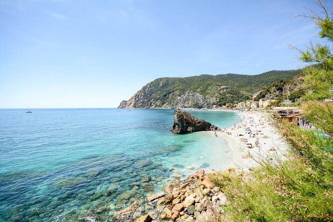 pisa-and-the-cinque-terre-from-the-port-of-livorno
