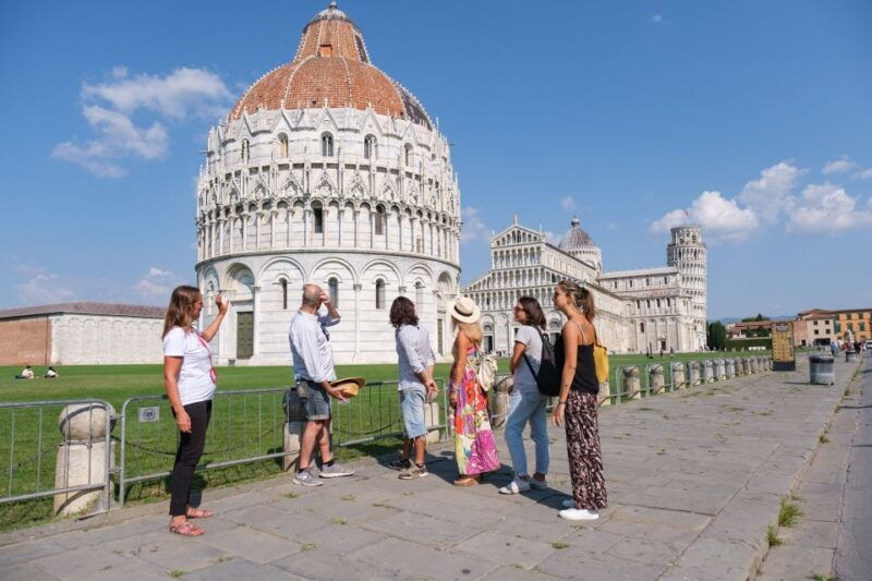 pisa-city-sightseeing-walking-tour-with-snacks-and-drinks