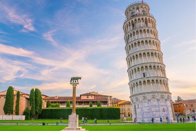 pisa-entrance-to-leaning-tower-all-attractions-of-pisa-complex