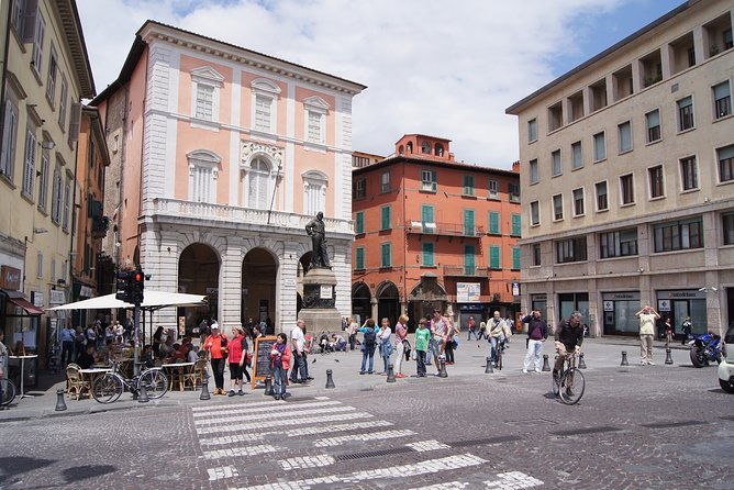 pisa-lucca-and-wine-experience-private-shore-excursion-from-la-spezia-port