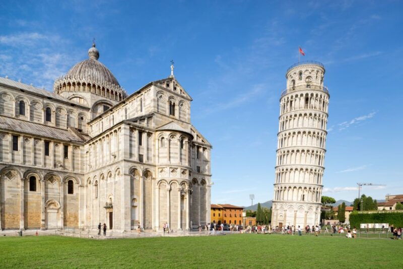 pisa-private-walking-tour-miracoli-square
