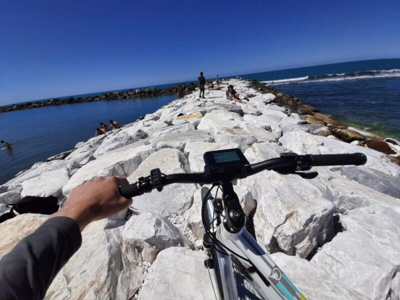 pisa-self-guided-tour-to-the-sea-by-e-bike