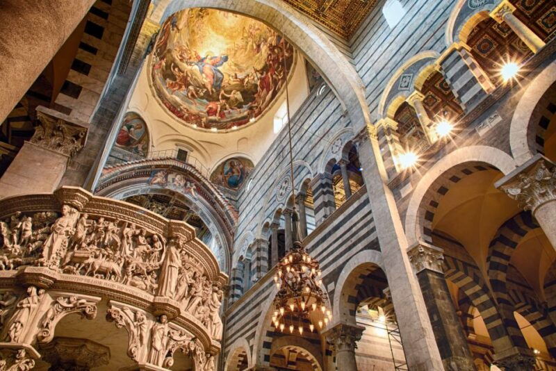 pisa-square-of-miracles-and-leaning-tower-walking-tour
