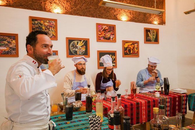 pisco-cocktail-class-700-pm-to-800-pm-bilingual