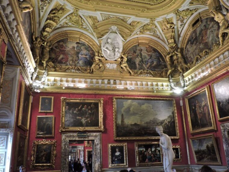 pitti-palace-and-boboli-gardens-private-tour-2