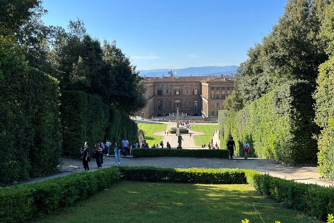 pitti-palace-boboli-and-bardini-gardens-tour-with-a-local-guide