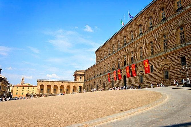 pitti-palace-private-tour-at-galleria-palatina-incl-tkts-to-boboli-gardens