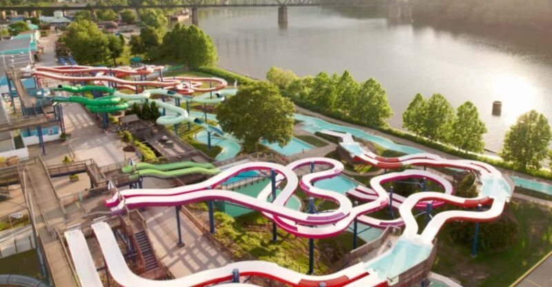 Pittsburgh, PA: Sandcastle Waterpark Entry Ticket - Exploring Pittsburgh’s Sandcastle Waterpark: A Family-Friendly Splash Zone