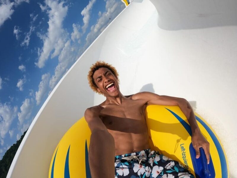 Pittsburgh, PA: Sandcastle Waterpark Entry Ticket - Who Is This Waterpark Best For?