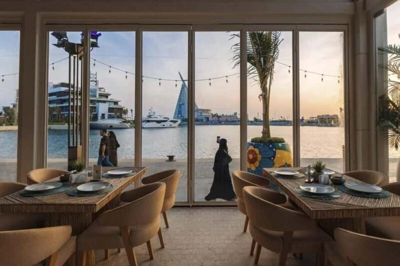 Pivate Full-Day Jeddah Tour: From Al Balad to the Corniche - Discovering Al-Tayebat Museum