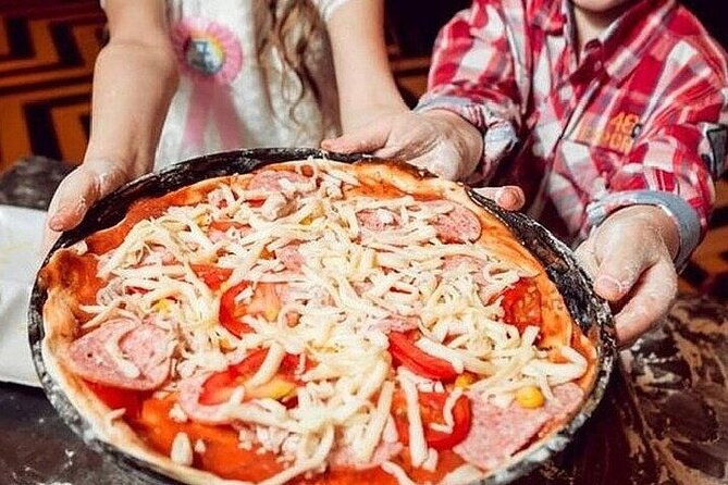 pizza-and-gelato-cooking-class-in-milan-small-group-only