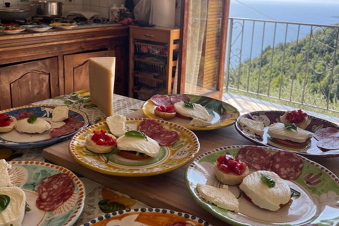 pizza-and-tiramisu-class-with-local-mum-in-positano