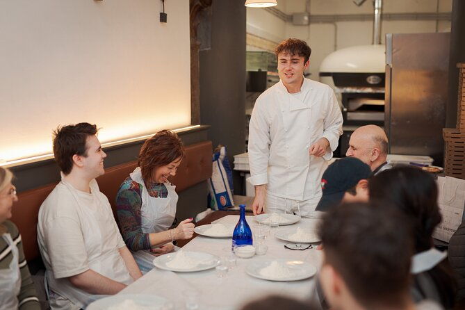 pizza-cooking-class-in-rome-near-piazza-navona