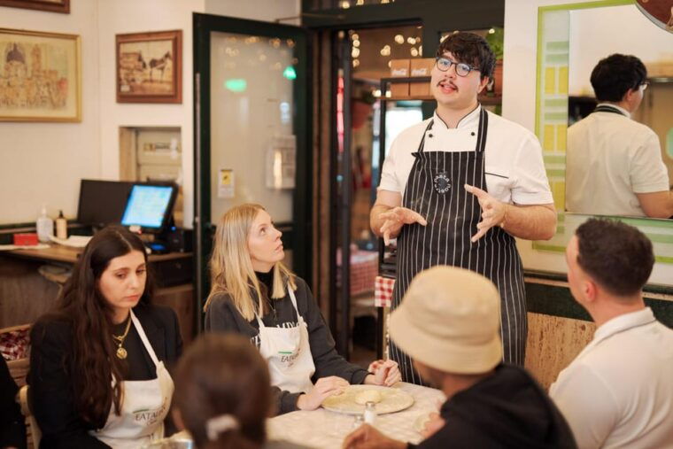 pizza-cooking-class-in-rome-piazza-navona