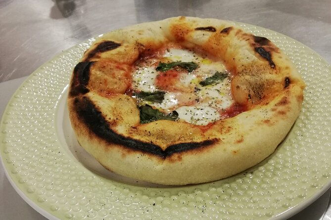 pizza-course-in-catania-with-show-cooking-cannolo