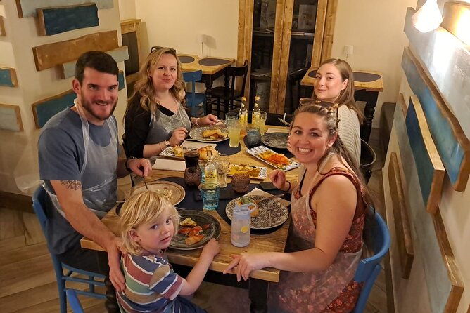 pizza-making-class-with-local-top-rated-chef-with-drink-in-naples-2