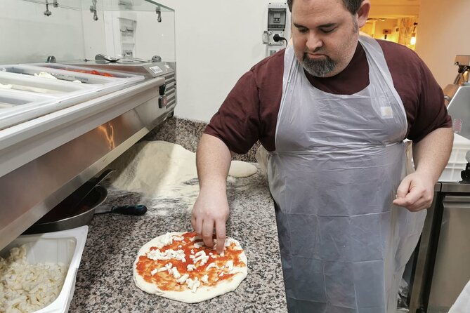 pizza-making-class-with-local-top-rated-chef-with-drink-in-naples-2