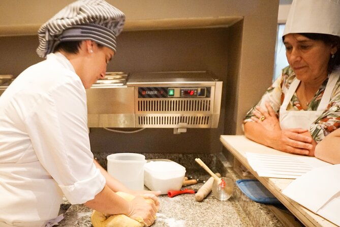 pizza-making-gelato-experience-cooking-class