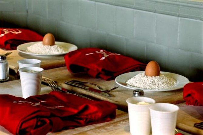 pizza-pasta-and-tiramisu-cooking-class-with-chef-in-rome
