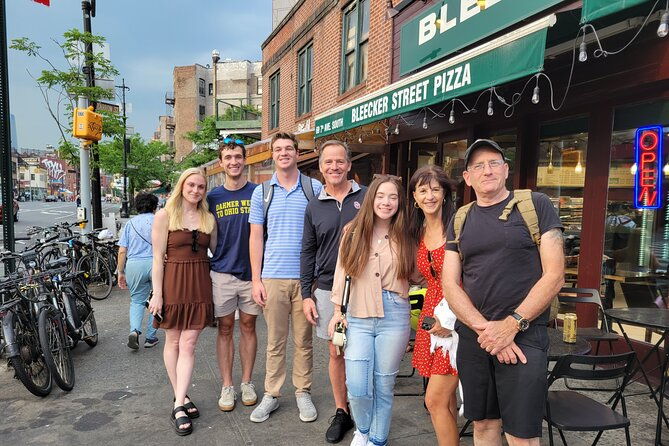 pizza-walking-tour-in-manhattan-with-friendly-local-guide