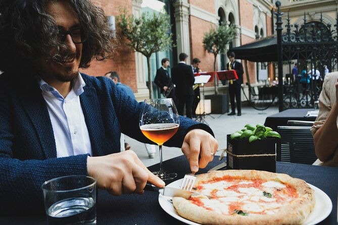 pizza-walking-tour-in-manhattan-with-friendly-local-guide