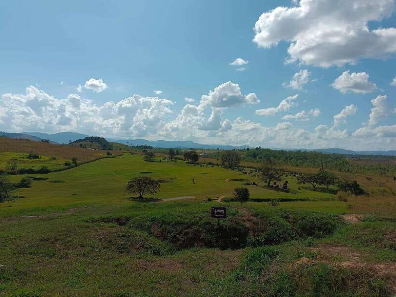 plain-of-jars-private-tour