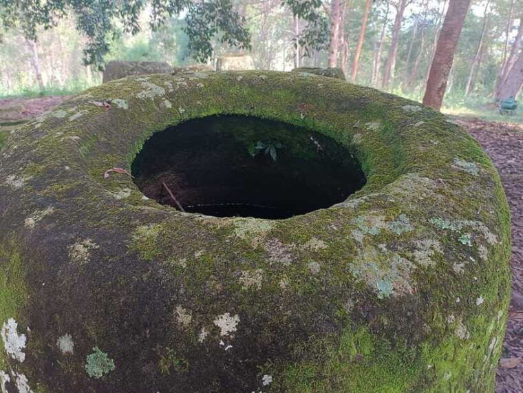 plain-of-jars-private-tour