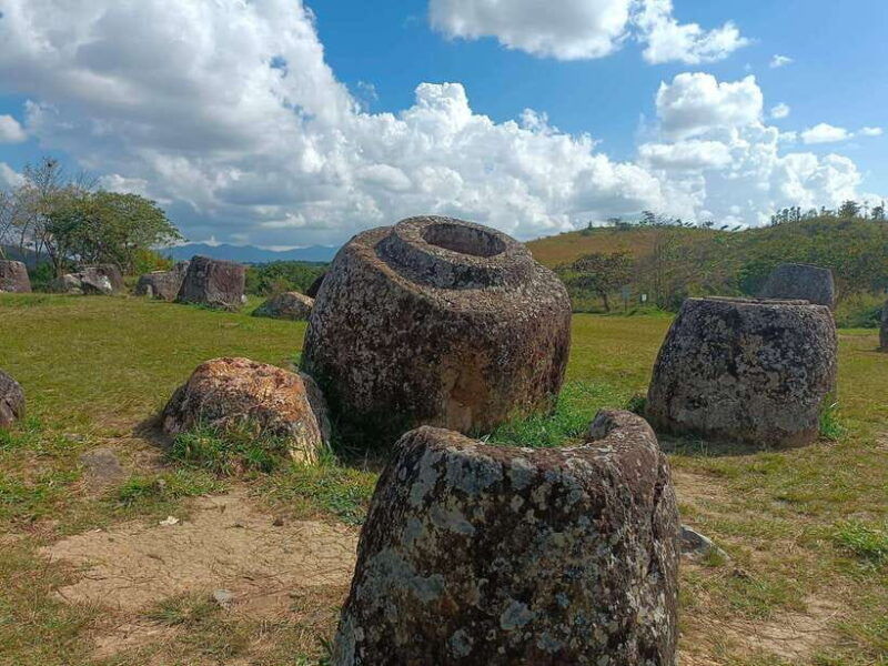 plain-of-jars-share-group-tour